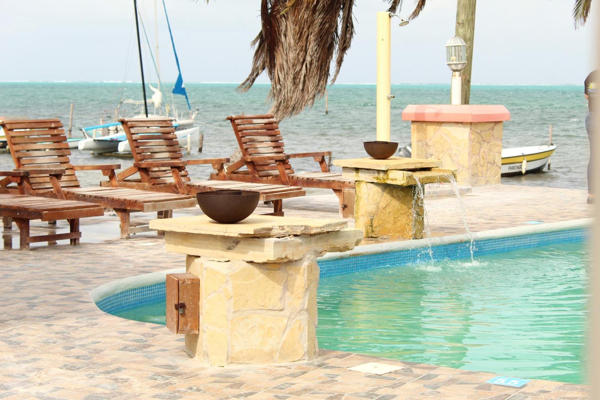 Tropical Paradise Cayo Caulker Exterior foto